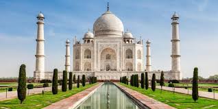 Ada Kepedihan di Balik Keanggunan Taj Mahal