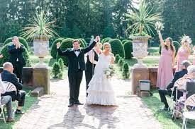 a stunning sonnenberg gardens wedding