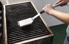how to clean your outdoor grill in 8