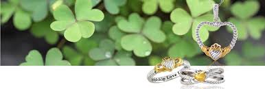 It is real piece of irish jewelry which is more traditional and acceptable from any one. How To Wear A Claddagh Ring Claddagh Ring Meaning