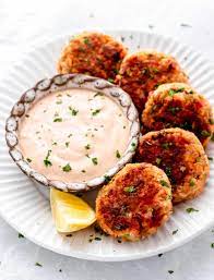 healthy salmon patties with ers
