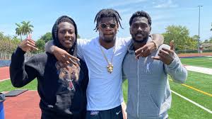 The goose i had a fifth in the trunk like curtis jackson for ransom i'm. Lamar Jackson Is Still Hoping Ravens Sign Antonio Brown
