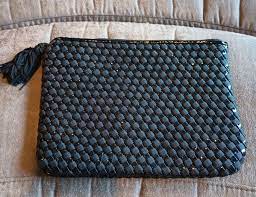 new cosmetic bag black with tle