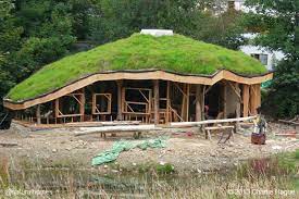 Building A Straw Bale Roundhouse