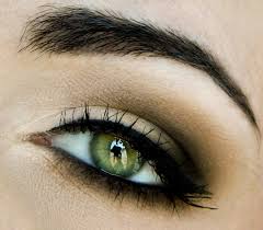 bridal makeup for green eyes 5 tips