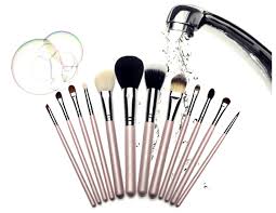 how to clean makeup brushes best way