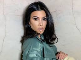 kourtney kardashian without makeup