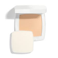 whitening compact foundation