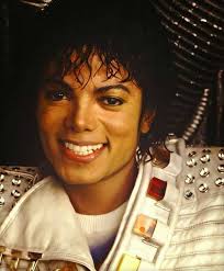 • 422 млн просмотров 11 лет назад. Michael Jackson Smiling Posted By Christopher Sellers