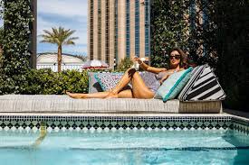 best pools day clubs in vegas on