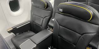 review spirit airlines big front seat