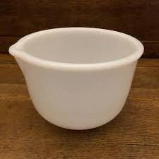 Vintage Milk Glass Bowls Glasbake 1