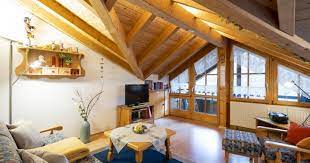 See traveler reviews, 2 candid photos, and great deals for sonnenwinkel, ranked #4 of 5 hotels in obermaiselstein and rated 4 of 5 at tripadvisor. Am Sonnenwinkel Charivari Ferienwohnungen