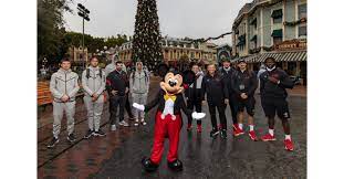 Disneyland Resort Welcomes Rose Bowl ...