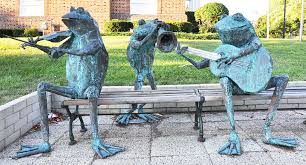 Bronze Frog Sculptures