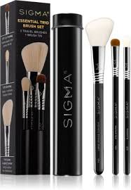 sigma beauty essential trio brush set