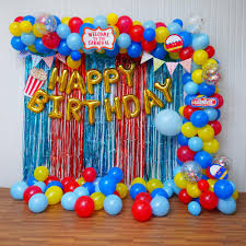 simple carnival balloon decoration for