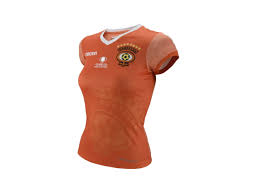 La vestimenta titular histórica usada por el club consta de camiseta naranja, pantalón naranja y medias naranjas, la cual ha sufrido leves cambios de diseños. Ripley Camiseta Cobreloa Local Mujer 2020