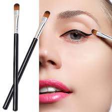 eyeshadow brush beginners beauty makeup