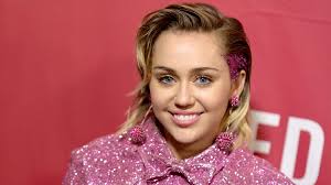 miley cyrus says there will be no cat