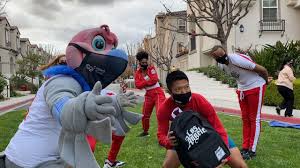 Clippers dont have an official mascot, although most refer to clipper darrel as their beloved fan and mascot. Los Angeles Clippers Mean Family For El Monte Super Fan