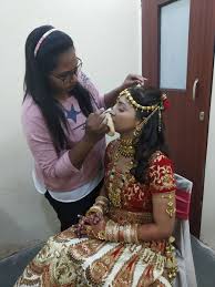 womens home makeup services in mumbai