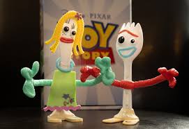 toy story 4 video review of forky and