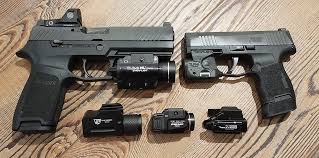 8 Best Pistol Lights In 2020 For All Budgets Real Pictures And Hands On Reviews
