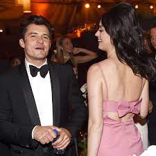 Katy perry and orlando bloom flirted up a storm at a 2016 golden globes afterparty, and there's evidence! Katy Perry Orlando Bloom Liebes Comeback Auf Den Malediven Gala De