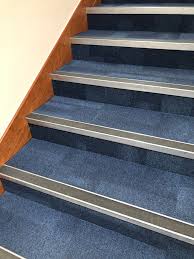 can carpet tile be used on stairs