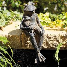 Garden Ornament Sitting Frog Frost