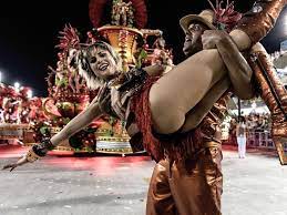 Karneval in rio nackt frauen tanzen