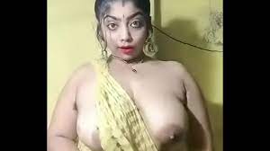 indian bhabi boobs pressing - XNXX.COM