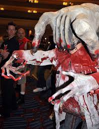 File:Half-Life - Headcrab zombie cosplay.jpg - Wikimedia Commons