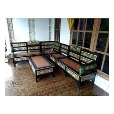Berikut contoh gambar desain meja kursi cafe minimalis terbaru sebagai inspirasi anda dalam membangun dan mendekorasi cafe sesuai dengan keinginan anda model meja kursi cafe unik lucu terbaru. Kursi Tamu Sudut Kayu Minimalis Ukir Busa Terbaru Kursi Tamu Sudut Minimalis Kursi Sudut Jati Shopee Indonesia