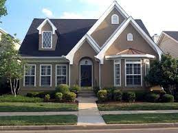 This color is rather versatile and works well for both large and small spaces. Exterior Lovely Home Design Ideas With Best Exterior Paint Colors Combinations And Exterior Paint Colors For House House Paint Exterior Exterior House Colors