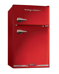 Big chill appliances can be found in the homes of celebrities like rachel ray. 7 Brands That Make Colorful Retro Style Refrigerators