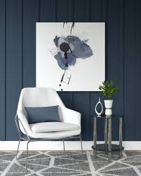 colors that goes with navy accent wall
