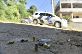 Bandidos recebem policiais a tiros em Conceição da Barra - FA NOTÍCIAS