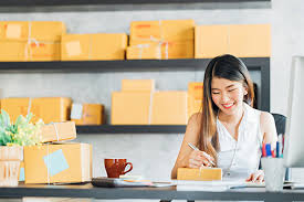 The following article features some of our top picks for the best business credit cards with (and without) a personal guarantee — but first, a little background on the issue of personal guarantees and small businesses. 6 Best Small Business Credit Cards For Purchasing Shipping