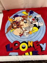 Looney Tunes Beach Towel Red Taz Daffy