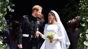Blumen, fahnen und jede menge polizei: Prince Harry And Meghan Markle Wedding News Details On The Dress Date More