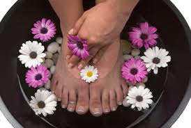 Resultado de imagem para pedicure manicure