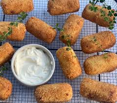 potato croquettes with cheese garlic