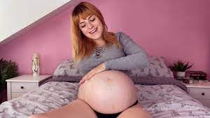 Molly Darling pregnant - cum on my pregnant belly 1
