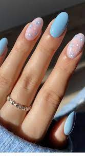 blue nails for a refreshing manicure
