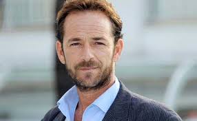 Luke perry was an american actor known predominantly for playing teen heartthrob dylan mckay on the actor luke perry was born october 11, 1966, in fredericktown, ohio. Luke Perry Beverly Hills 90210 Star Dies Of Stroke At 52