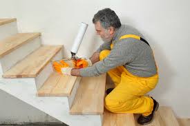how to strip polyurethane from wood
