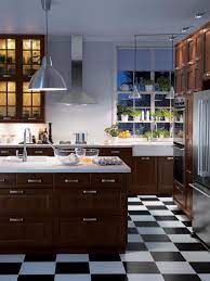 When i look in magazines or online, i find a rule of thumb that cabinets cost anywhere from $300 to $1000 and up per linear foot. How To Get A Stunning Kitchen On A Budget Hgtv
