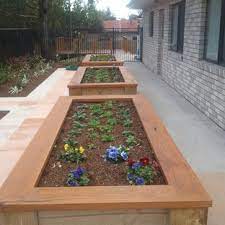 Stone raised garden beds to add a touch of elegance to the yard. 75 Beautiful Concrete Paver Raised Garden Bed Pictures Ideas July 2021 Houzz